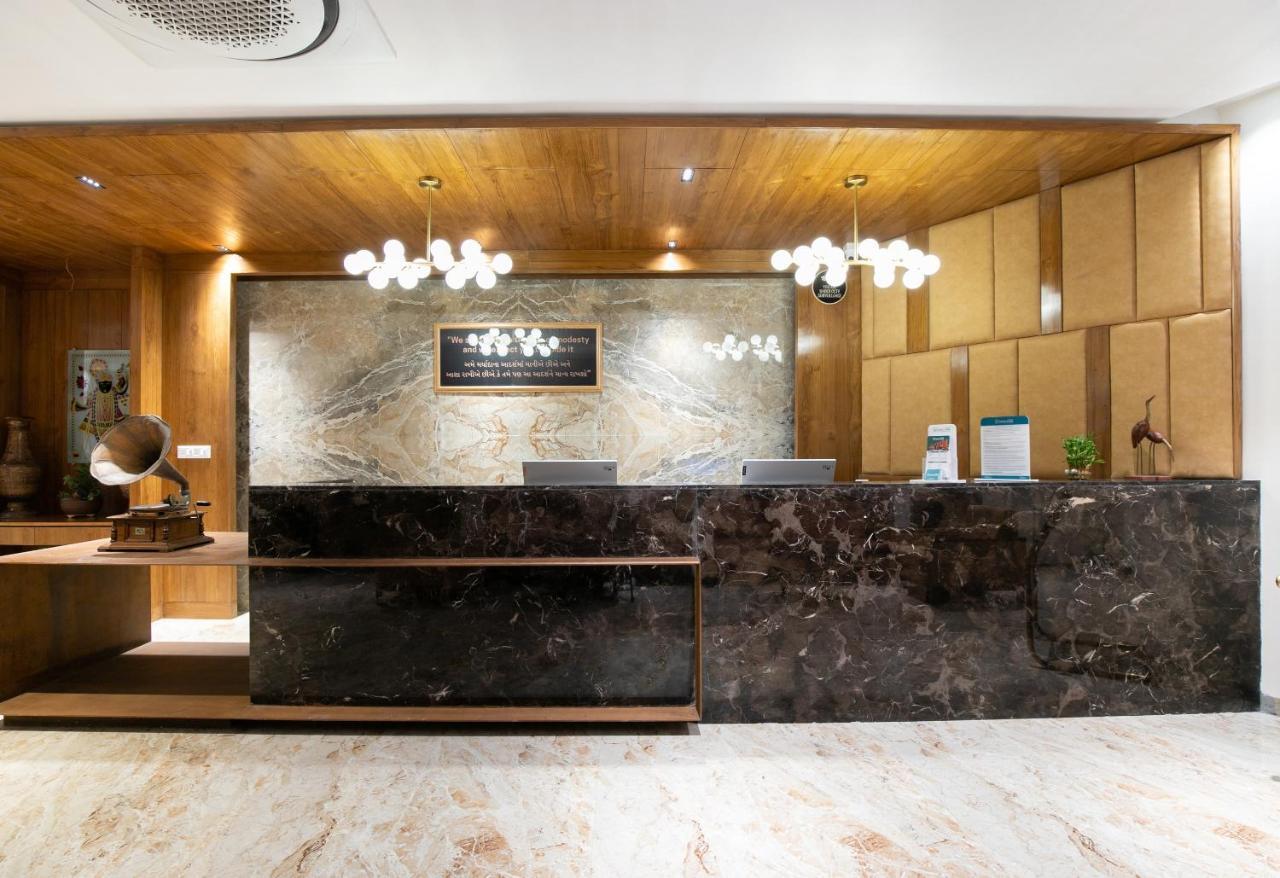 Palette - Hotel Welcome Kadi Ngoại thất bức ảnh